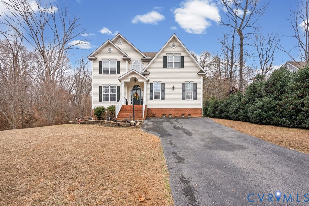 116 Jesse's Way Farmville, VA 23901 - Photo 2 of 47 Traditional-style residence featuring light-colore