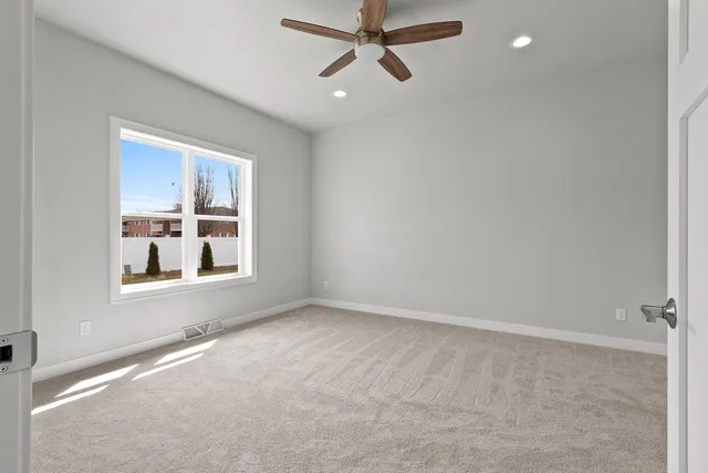 $399,900 | 1925 Creekwood Court, Manitowoc, WI 54220