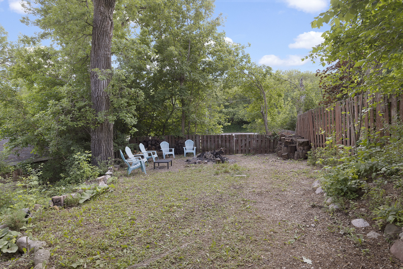 8717 Gardner Road Fox River Grove, IL 60021 - Photo 5 of 27
