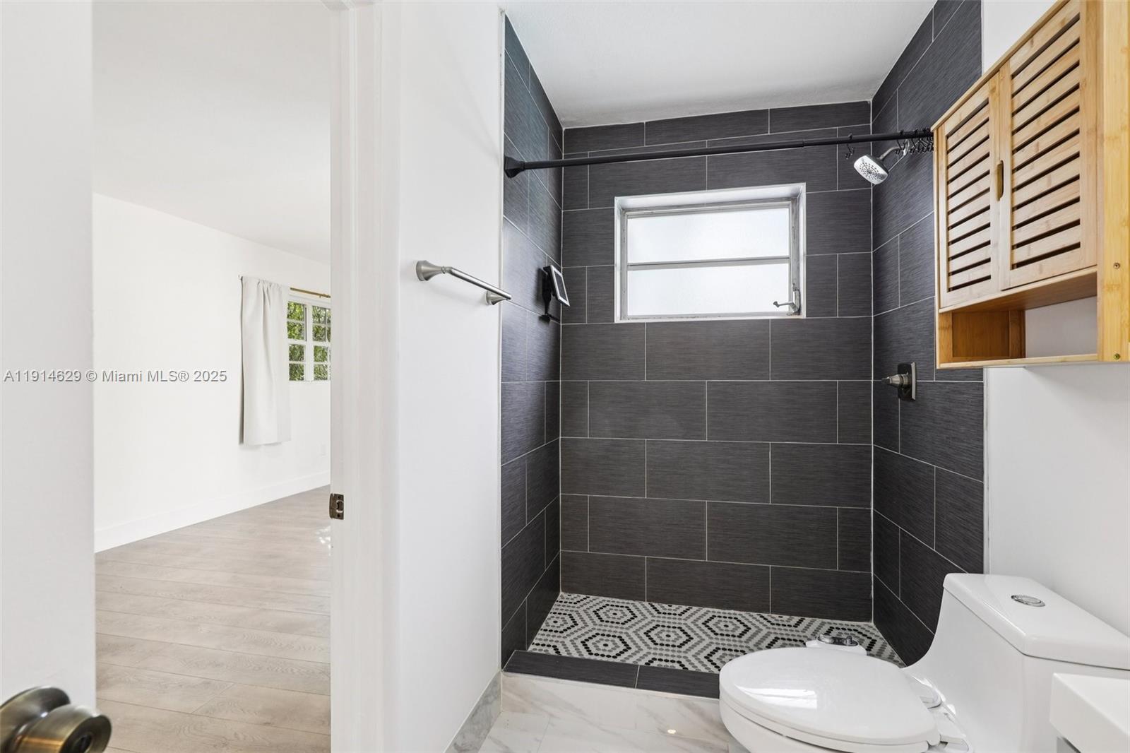 12630 Northeast Miami Place North Miami, FL 33161 - Photo 33 of 66