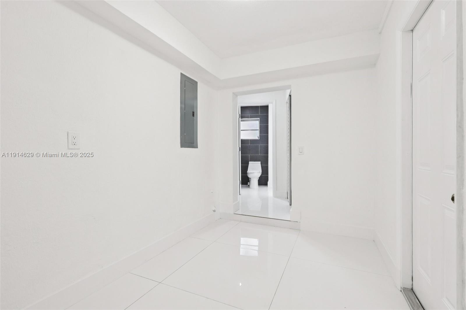 12630 Northeast Miami Place North Miami, FL 33161 - Photo 52 of 66 a view of a room with an empty space