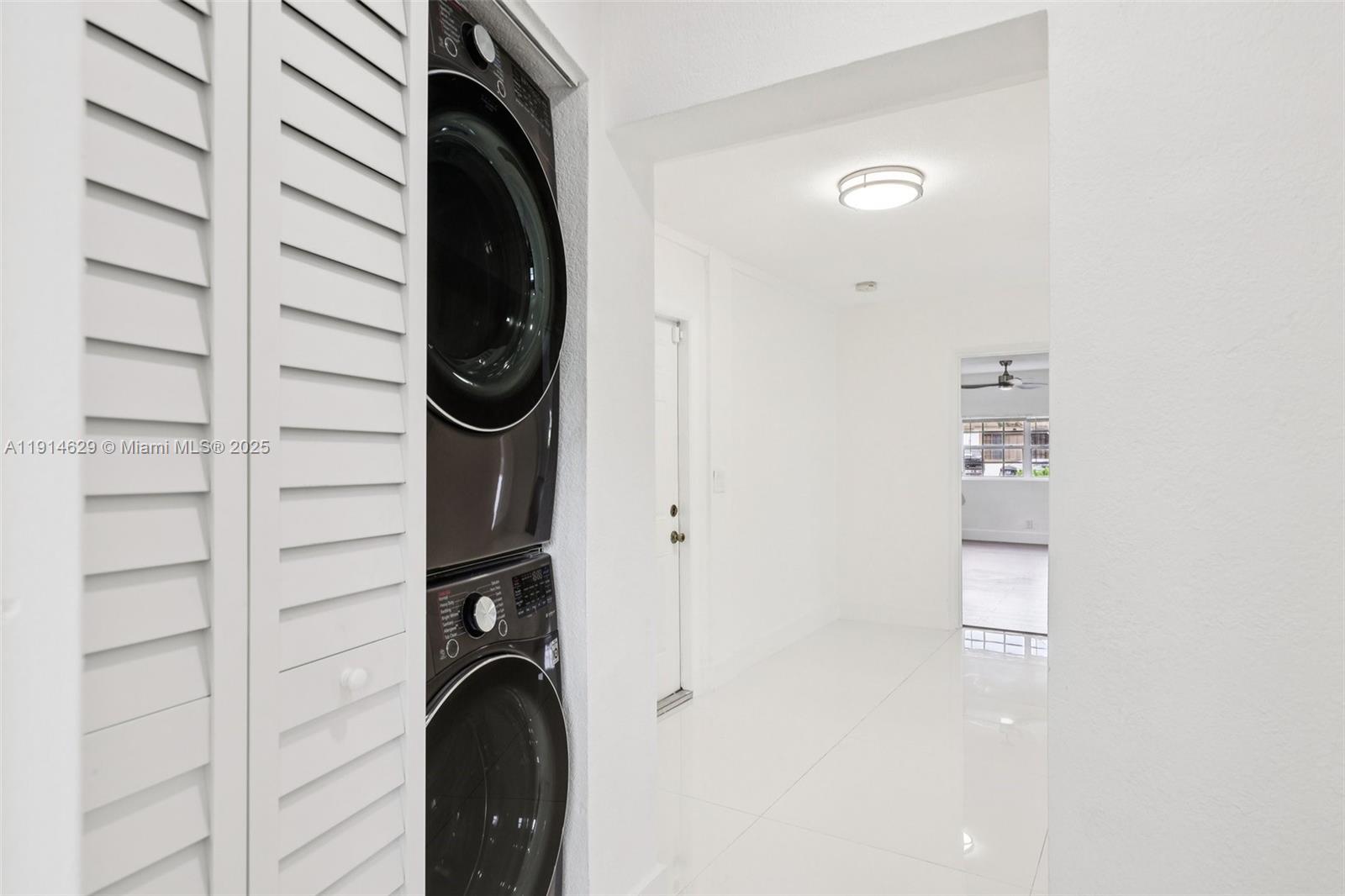 12630 Northeast Miami Place North Miami, FL 33161 - Photo 54 of 66