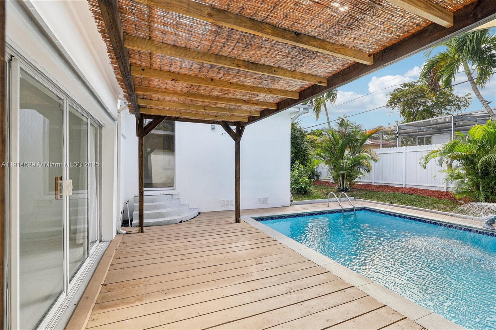 12630 Northeast Miami Place North Miami, FL 33161 - Photo 59 of 66