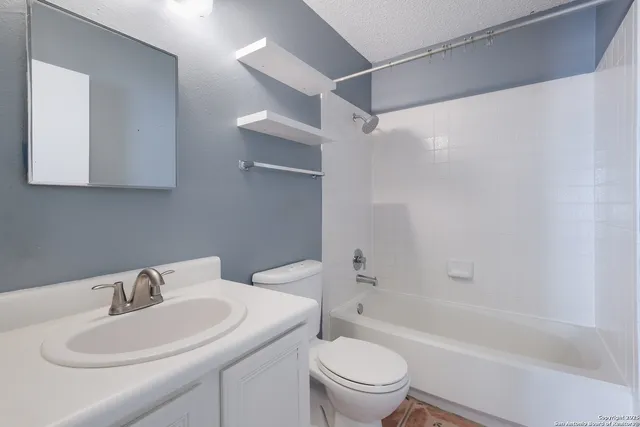 $199,000 | 2538 Kingswell Avenue, San Antonio, TX 78251