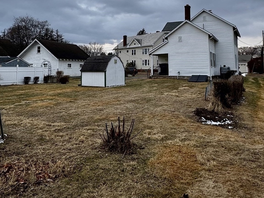 3 Ellsworth Street Westfield, MA 01085 - Photo 3 of 3