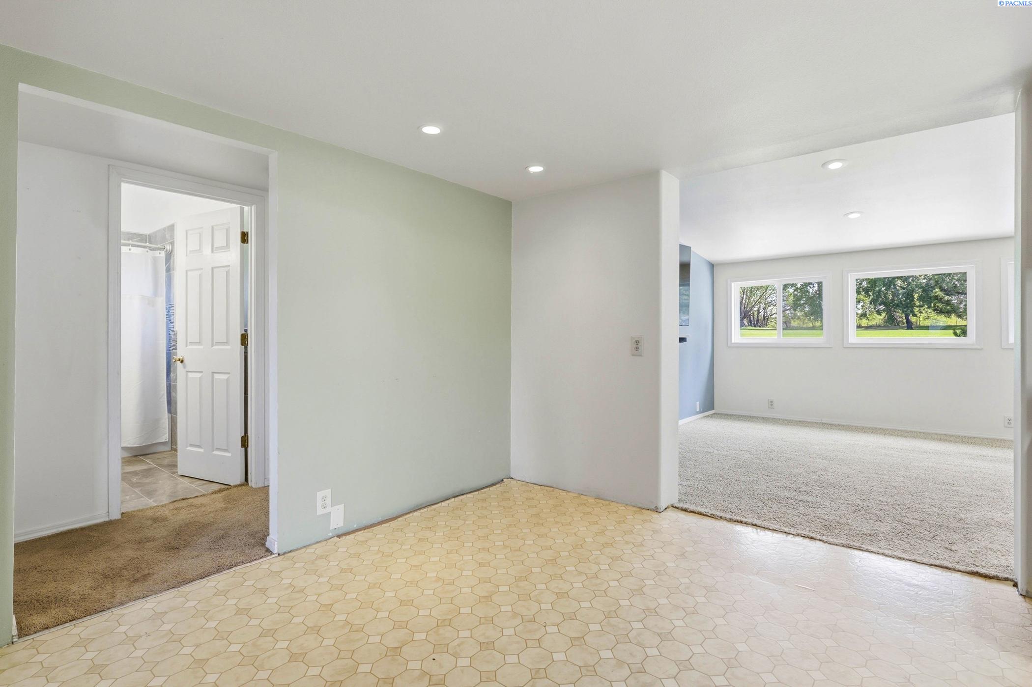 201005 East Bowles Road Kennewick, WA 99337 - Photo 15 of 44 Gallery Image 15