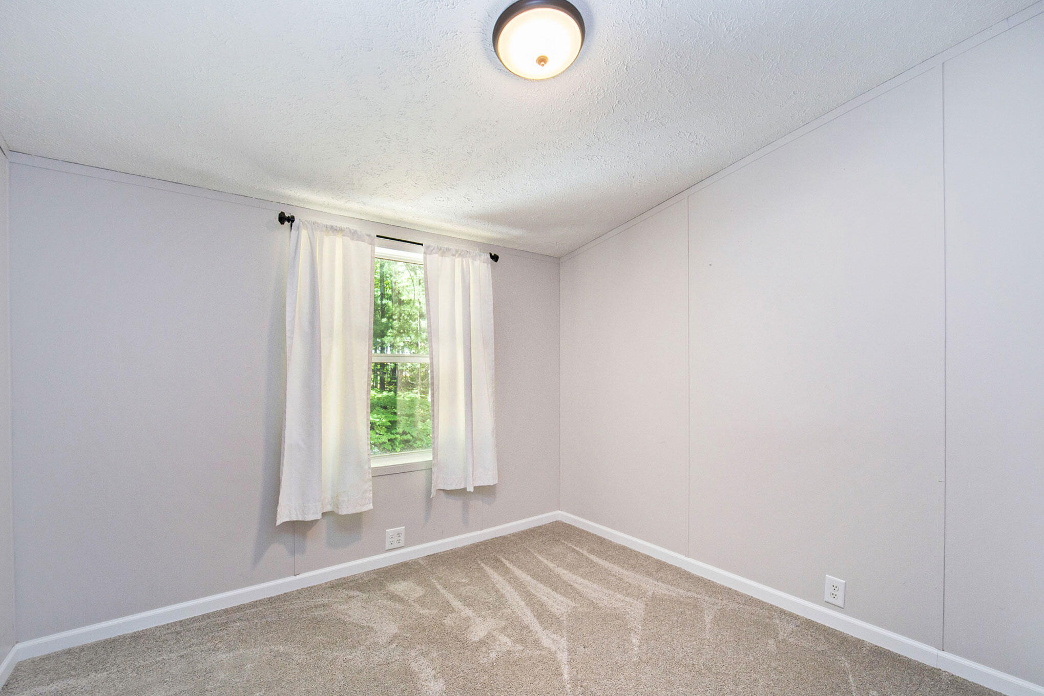 1435 The Trail Road Cheboygan, MI 49721 - Photo 17 of 34 Gallery Image 17