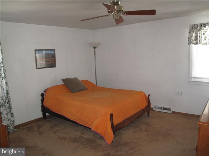 637 Beverly Road Holland, PA 18966 - Photo 15 of 20 Master Bedroom