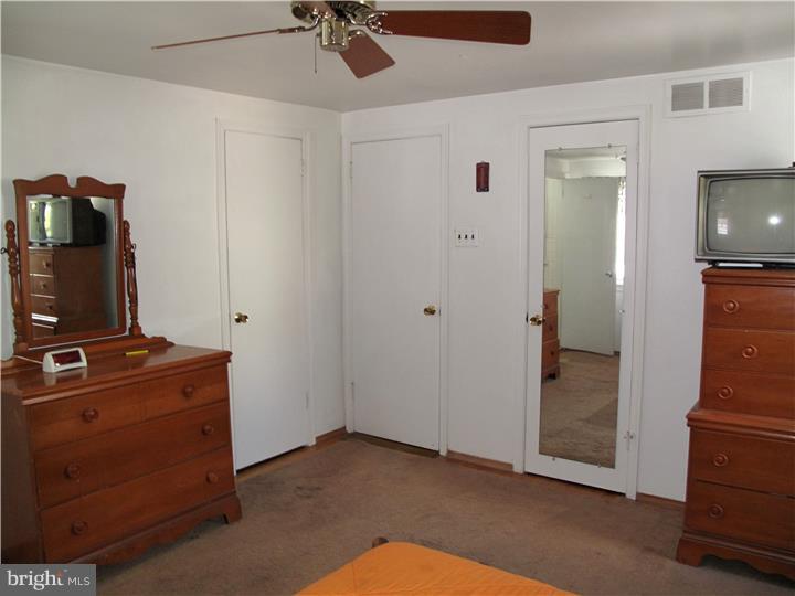 637 Beverly Road Holland, PA 18966 - Photo 16 of 20 Master Bedroom