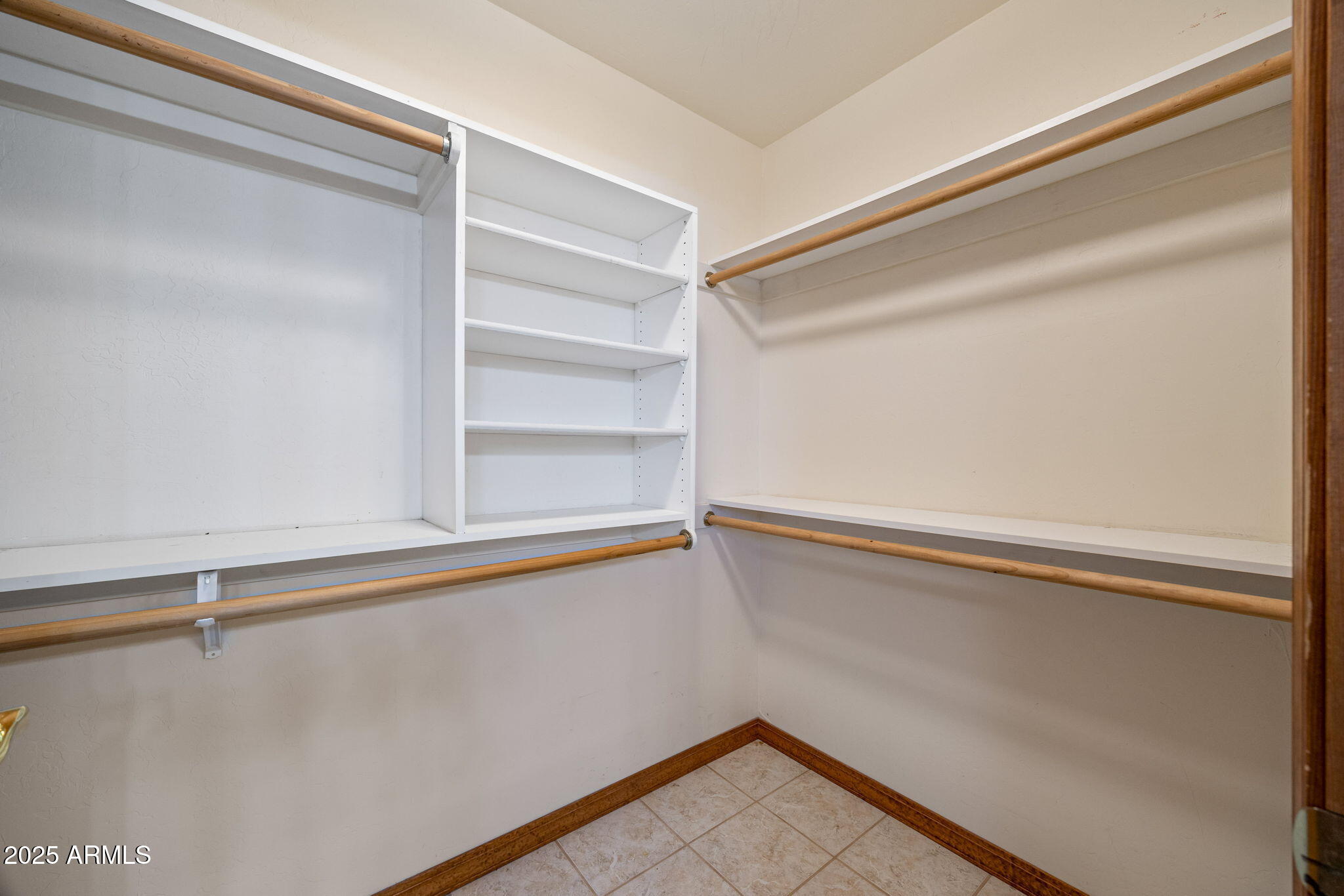 800 Arena Estates Taylor, AZ 85939 - Photo 27 of 50 a view of an empty room