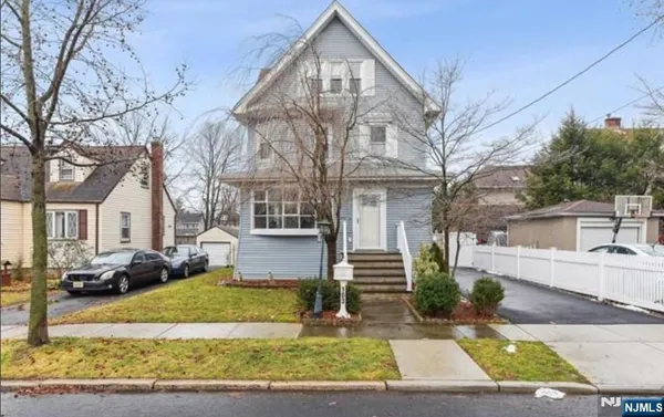 $3,750 | 103 Poplar Street, Ridgefield Park, NJ 07660