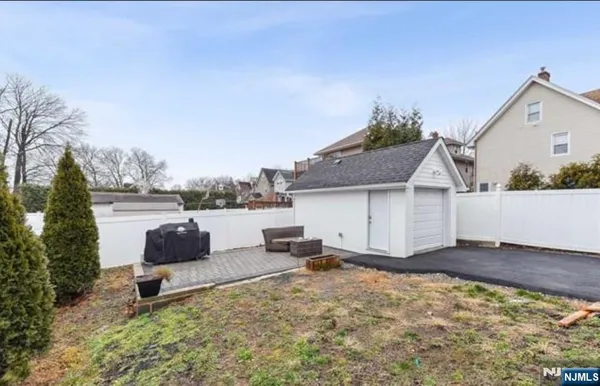 $3,750 | 103 Poplar Street, Ridgefield Park, NJ 07660