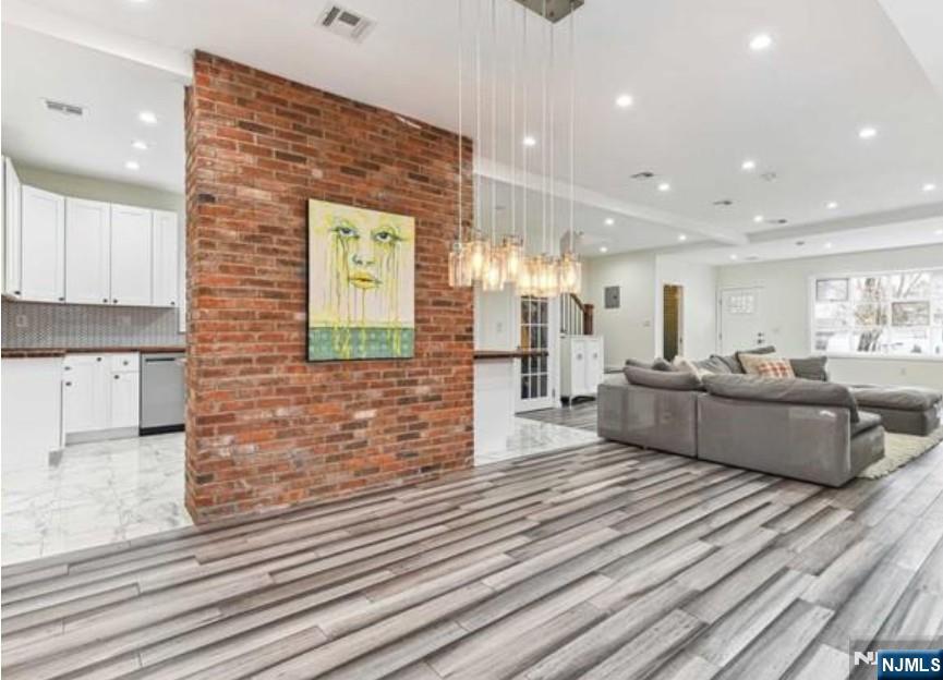 103 Poplar Street Ridgefield Park, NJ 07660 - Photo 3 of 23