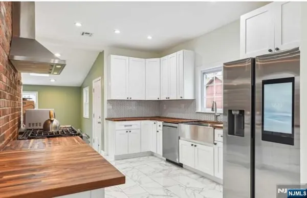 $3,750 | 103 Poplar Street, Ridgefield Park, NJ 07660