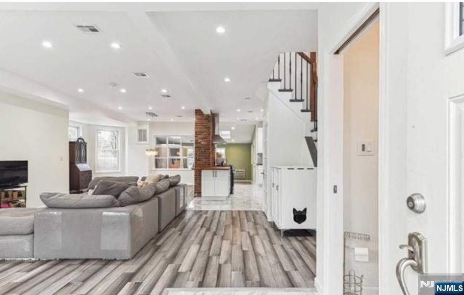 103 Poplar Street Ridgefield Park, NJ 07660 - Photo 8 of 23