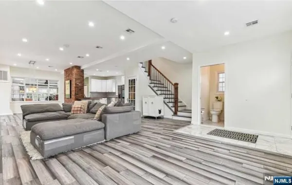 $3,750 | 103 Poplar Street, Ridgefield Park, NJ 07660