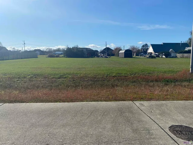 $24,500 | 126 Lillian Drive, Plattenville, LA 70393