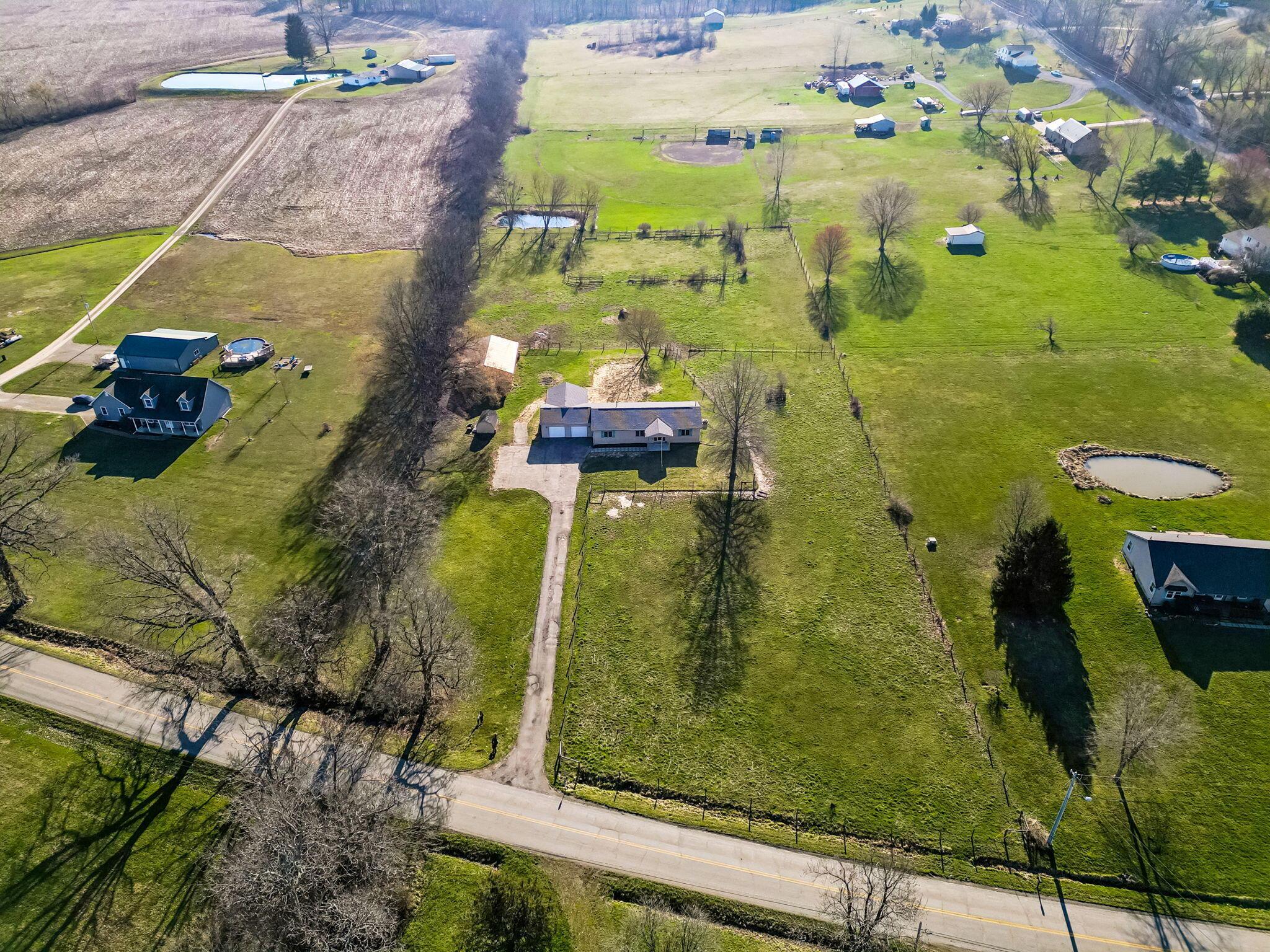 2851 Gratiot Road Southeast Newark, OH 43056 - Photo 3 of 65 61-web-or-mls-2851-gratiot-rd-se