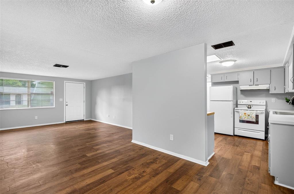 8905 Tropical Palm Way Port Richey, FL 34668 - Photo 10 of 31 Gallery Image 10