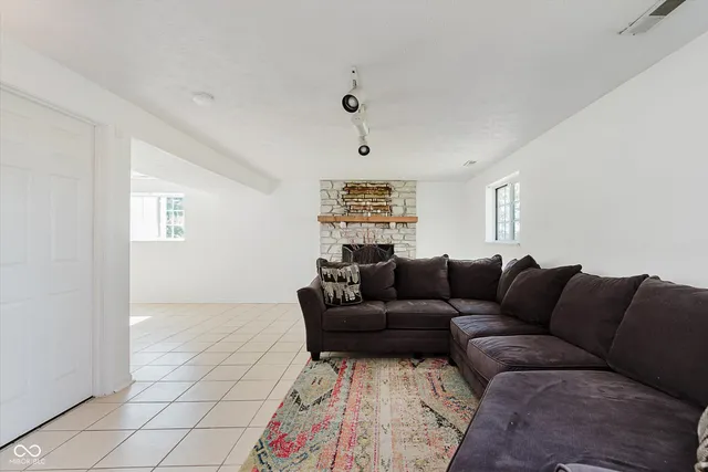 $219,999 | 11017 Amburg Court, Indianapolis, IN 46235