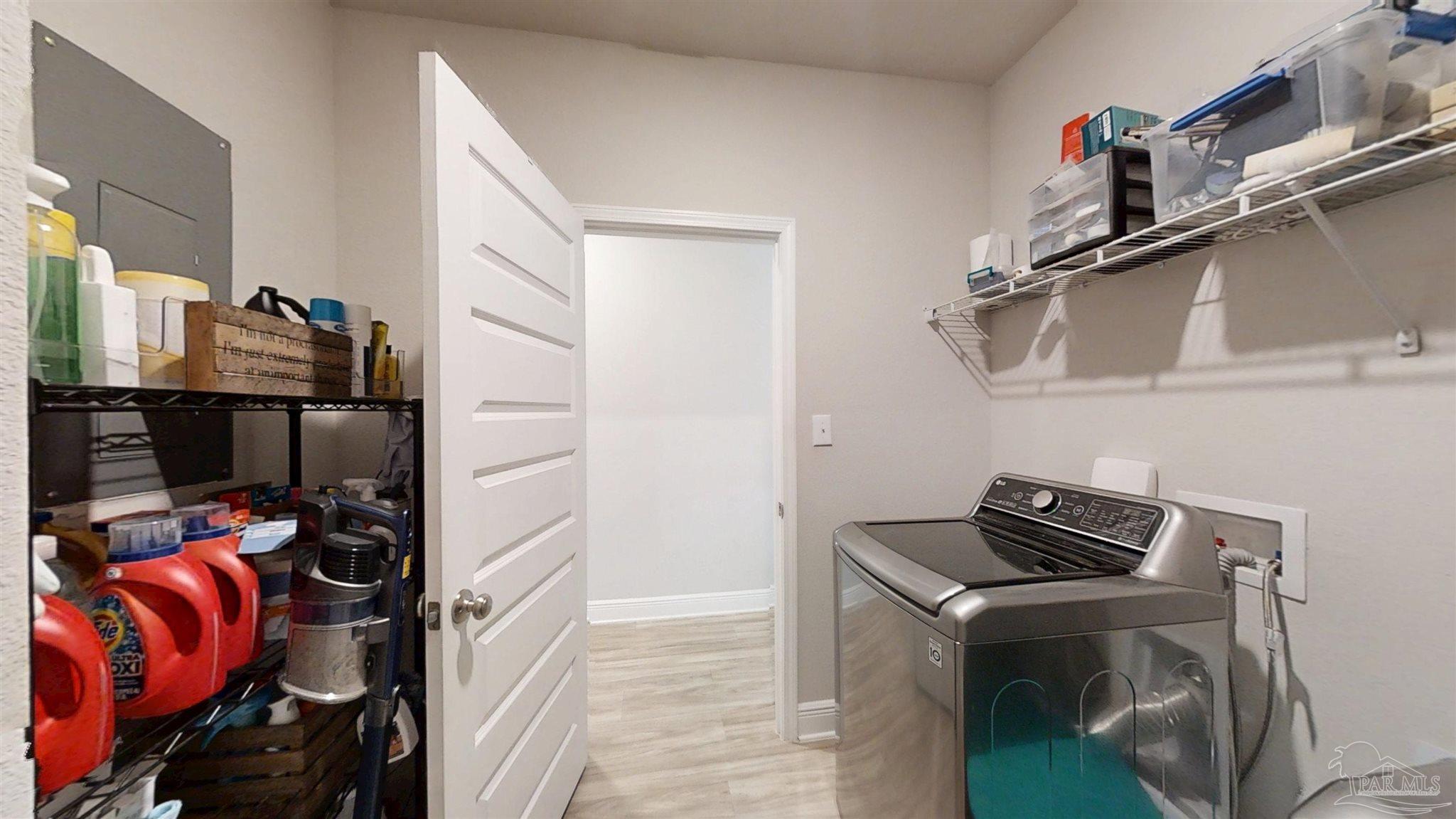 421 Apollo Avenue Gulf Shores, AL 36542 - Photo 28 of 72 a view of walk in closet