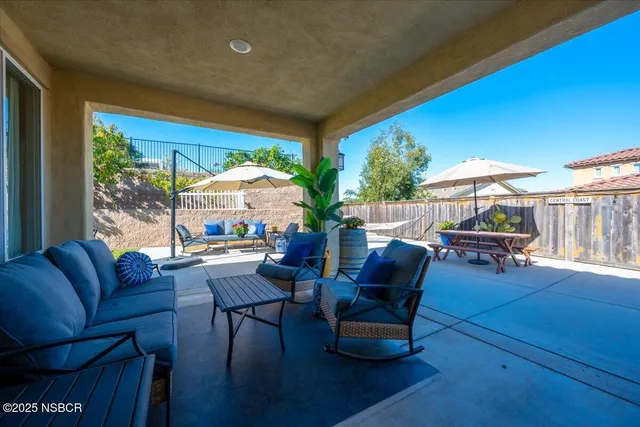 $1,049,000 | 850 Romneya Lane, Santa Maria, CA 93455