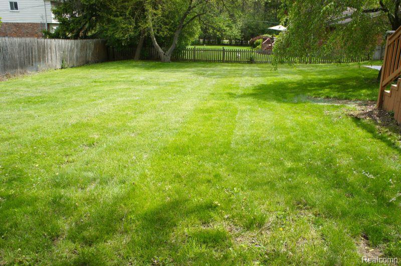 1616 Mark Hopkins Road Bloomfield Hills, MI 48302 - Photo 5 of 24