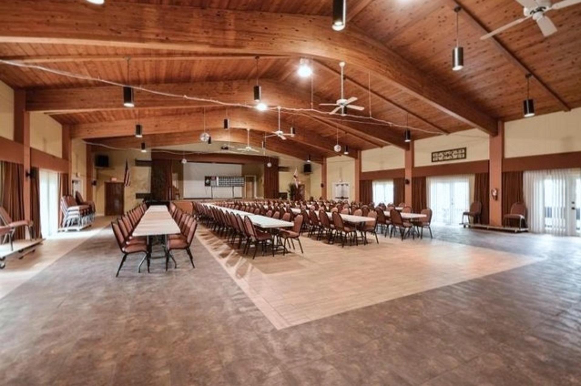 504 Davis Road, Unit 94 Palm Springs, FL 33461 - Photo 17 of 25 Auditorium