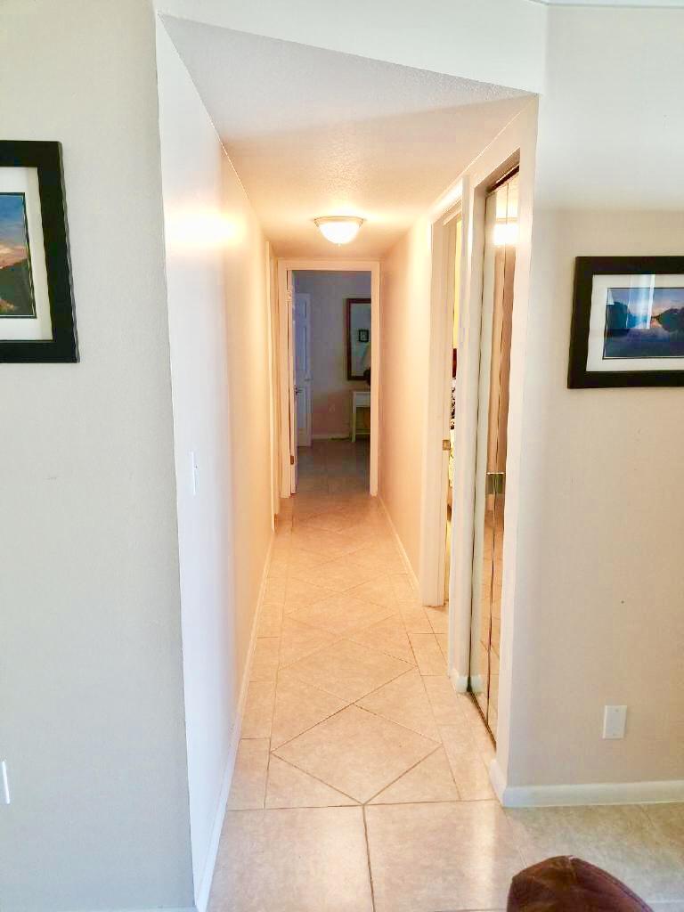 504 Davis Road, Unit 94 Palm Springs, FL 33461 - Photo 8 of 25 Hallway