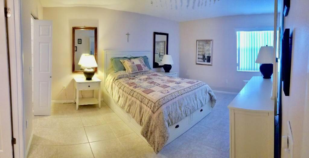 504 Davis Road, Unit 94 Palm Springs, FL 33461 - Photo 9 of 25 Master bedroom