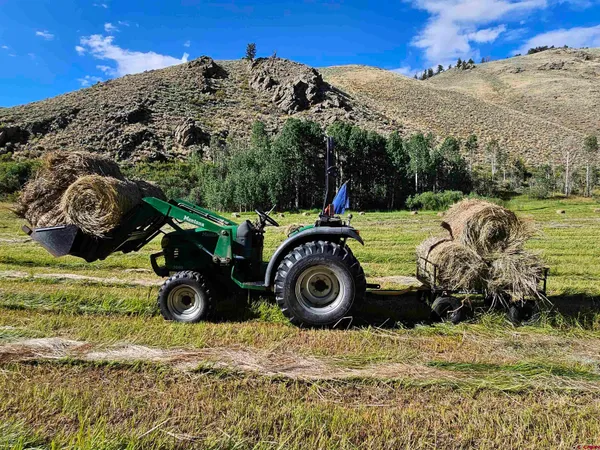 a view of outdoor space with mountain view