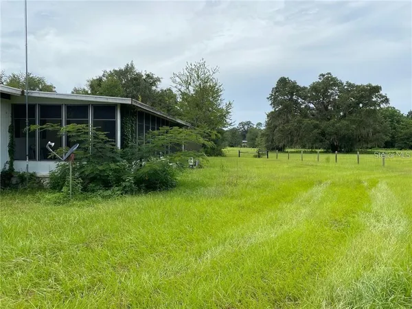 $345,000 | 9401 Northeast 41st Court, Anthony, FL 32617