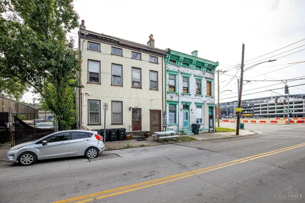 $174,900 | 1602 John Street, Cincinnati, OH 45214