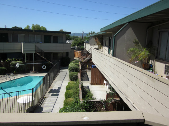 1701 Pine Street Concord, CA 94520 - Photo 3 of 15