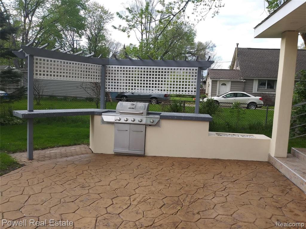 3054 Hessel Avenue Rochester, MI 48307 - Photo 29 of 32