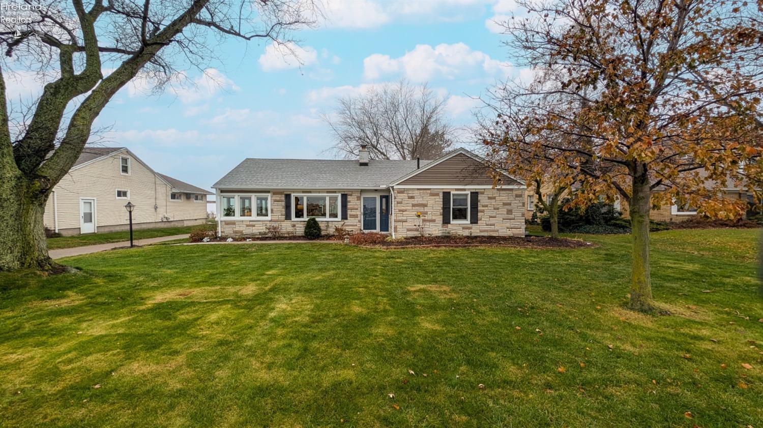 427 Cedar Point Road Sandusky, OH 44870 - Photo 1 of 89 Gallery Image 1