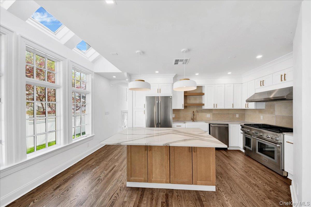 7 Fernwood Avenue Rye, NY 10580 - Photo 23 of 43