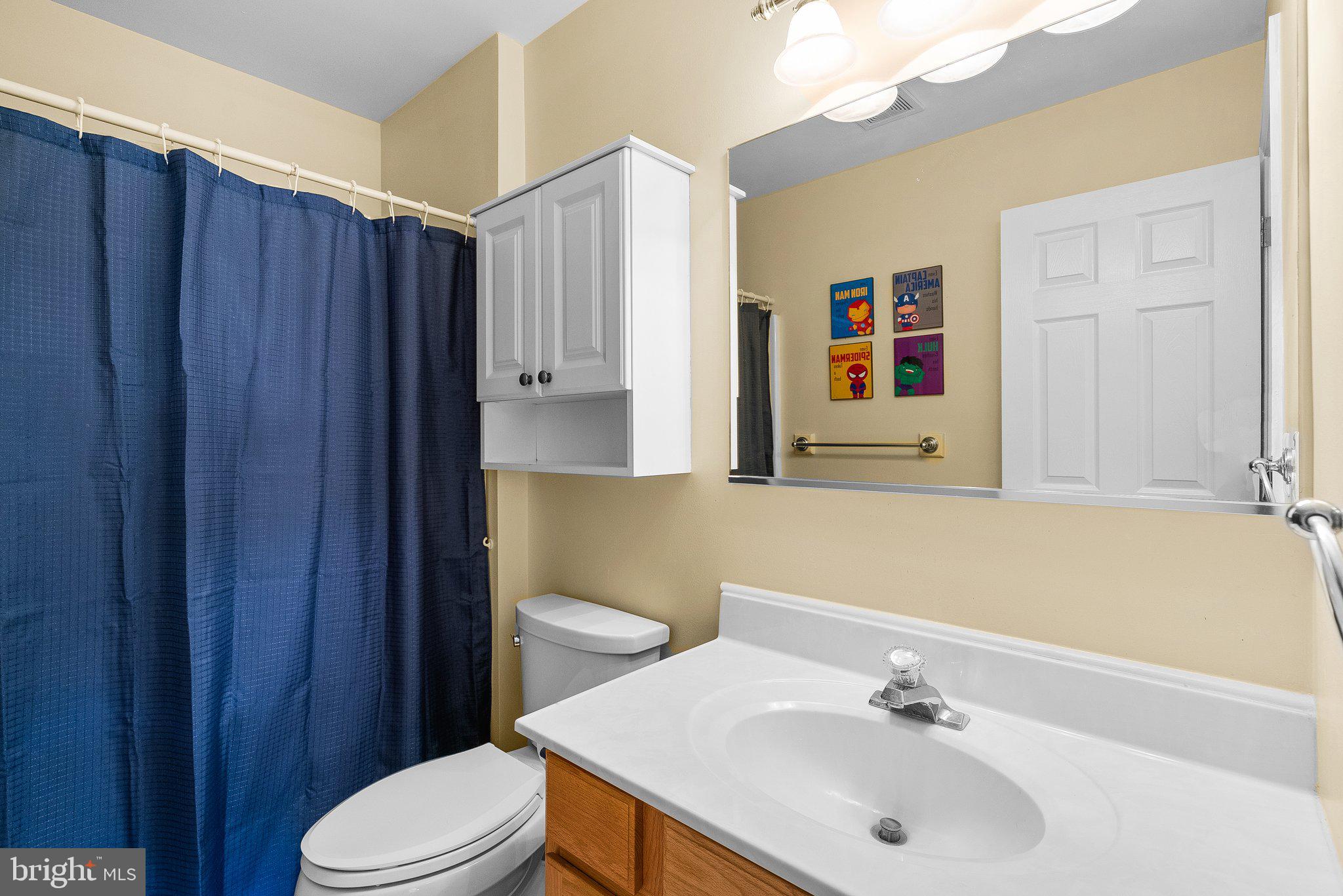 5245 Sands Road Lothian, MD 20711 - Photo 45 of 66 Full Bath #3 - Upstairs Hallway