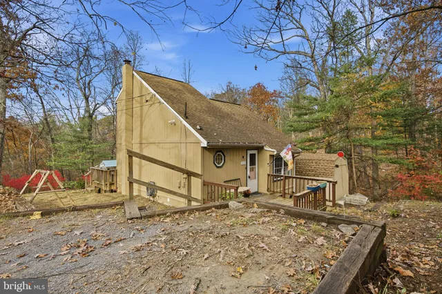 $250,000 | 128 Hemlock Lane, Gerrardstown, WV 25420