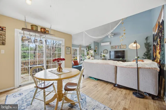 $250,000 | 128 Hemlock Lane, Gerrardstown, WV 25420