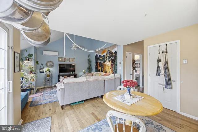 $250,000 | 128 Hemlock Lane, Gerrardstown, WV 25420