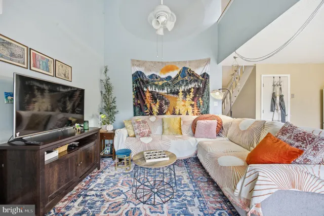 $250,000 | 128 Hemlock Lane, Gerrardstown, WV 25420