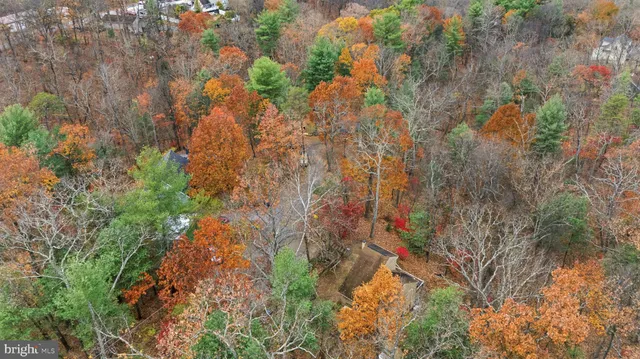 $250,000 | 128 Hemlock Lane, Gerrardstown, WV 25420