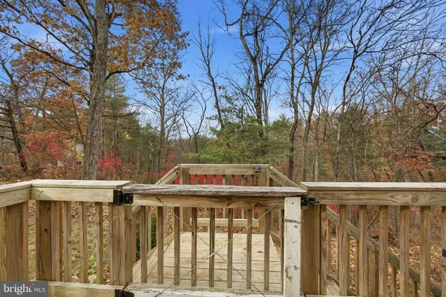 $250,000 | 128 Hemlock Lane, Gerrardstown, WV 25420