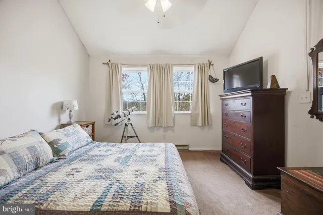 $250,000 | 128 Hemlock Lane, Gerrardstown, WV 25420