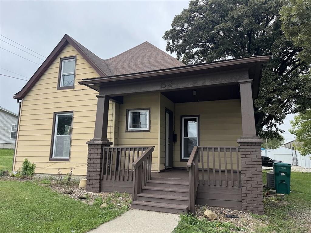 52 South Rutherford Street Macon, MO 63552 - Photo 1 of 35 Gallery Image 1