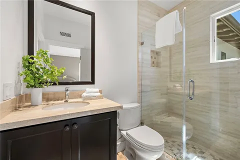 $6,995,000 | 15 Seabluff, Newport Beach, CA 92660