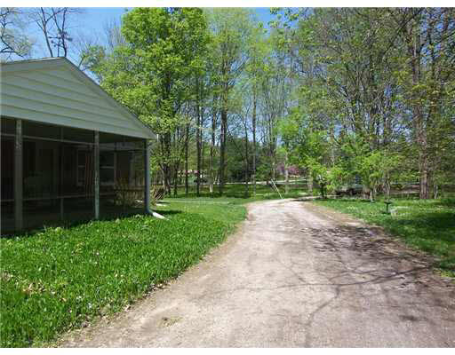 17560 Ireland Road South Bend, IN 46614 - Photo 8 of 12 Gallery Image 8