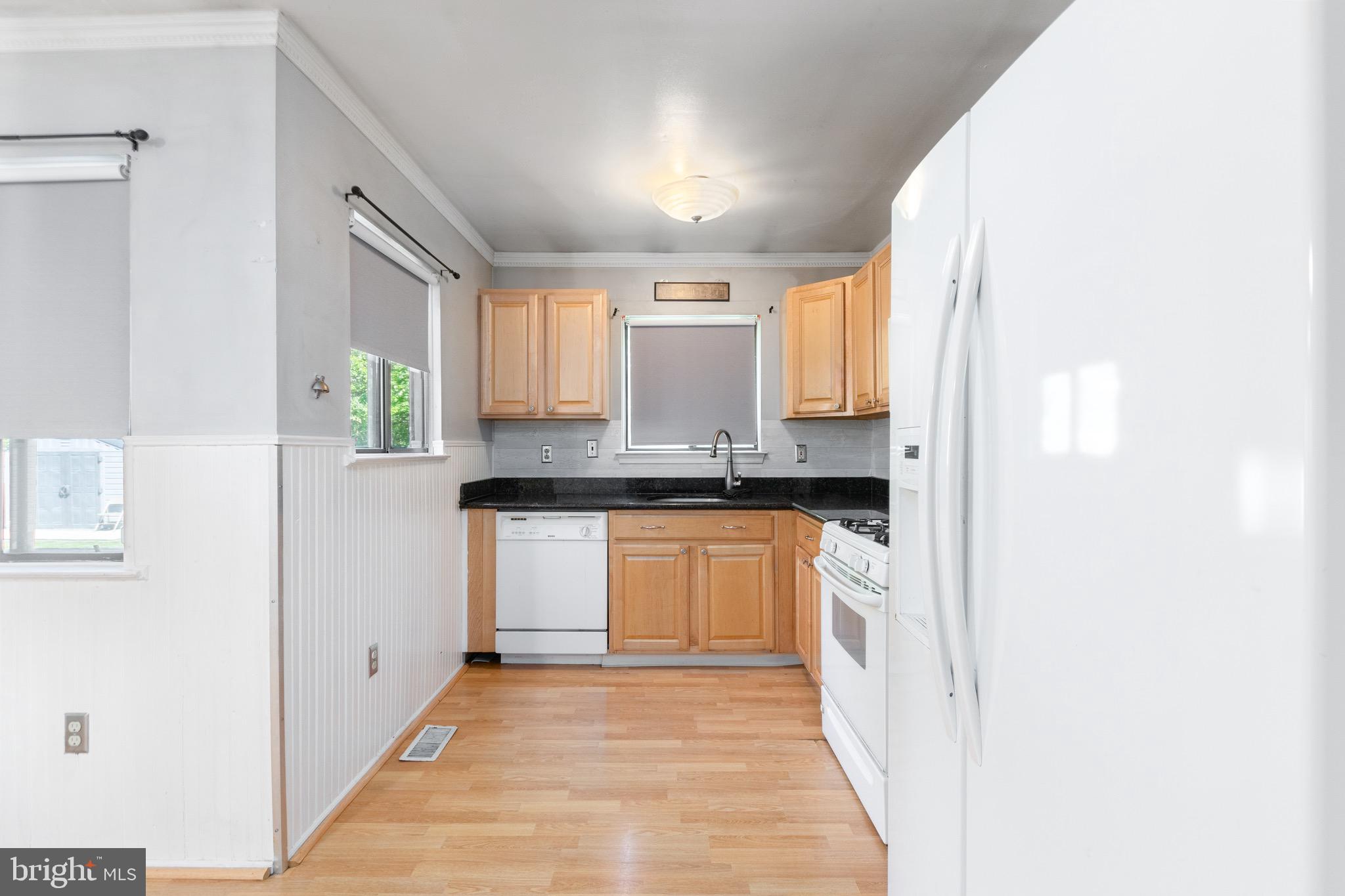 15 Hawthorne Road Sicklerville, NJ 08081 - Photo 11 of 22 Gallery Image 11