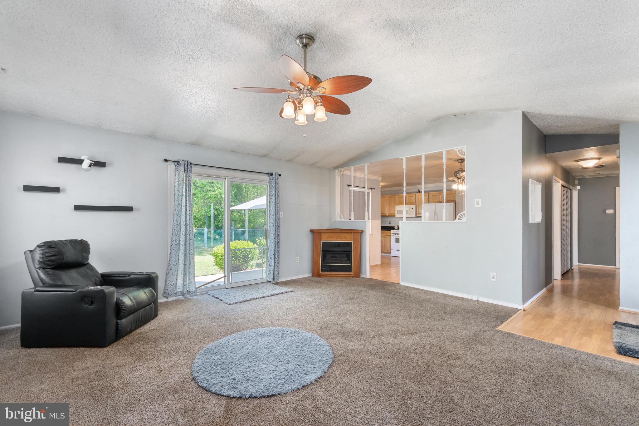 15 Hawthorne Road Sicklerville, NJ 08081 - Photo 7 of 22 Gallery Image 7
